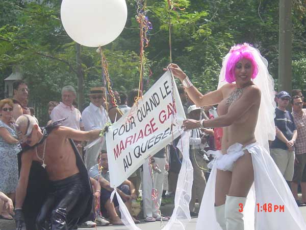 gayparade13.jpg